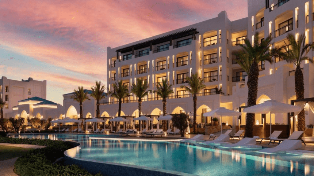 St. Regis La Bahia Blanca Resort 02