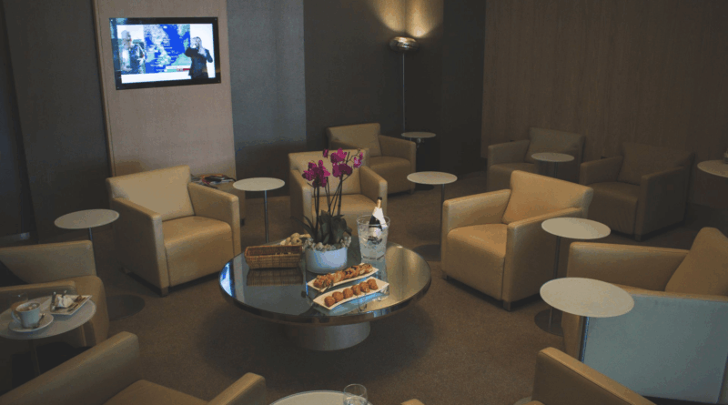 Airport lounge access. Is it worth it?