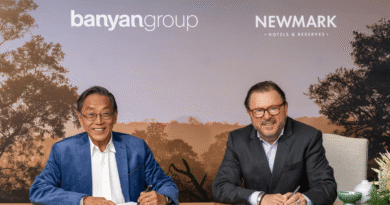 Banyan Group and Newmark Hotels & Reserves Signing